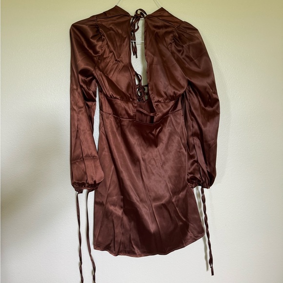 Long Sleeve Cut Out Deep V-Neck Satin Mini Dress - Picture 4 of 4